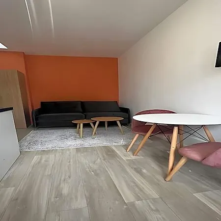 - Buttes Chaumont Ξενοδοχείο